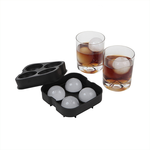 Quatre moules en silicone pour hockey sur glace